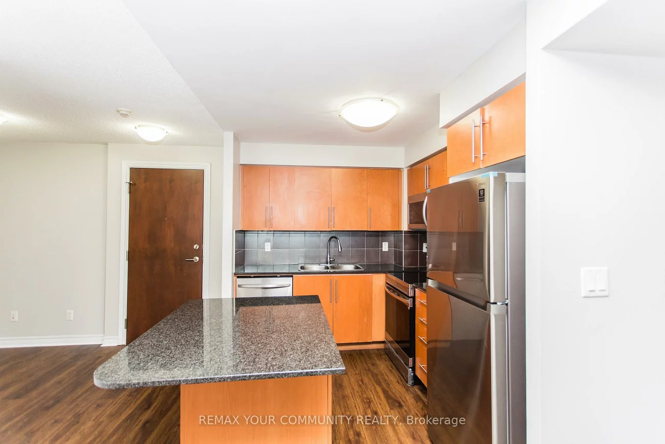 310, Burnhamthorpe, City Centre, Mississauga