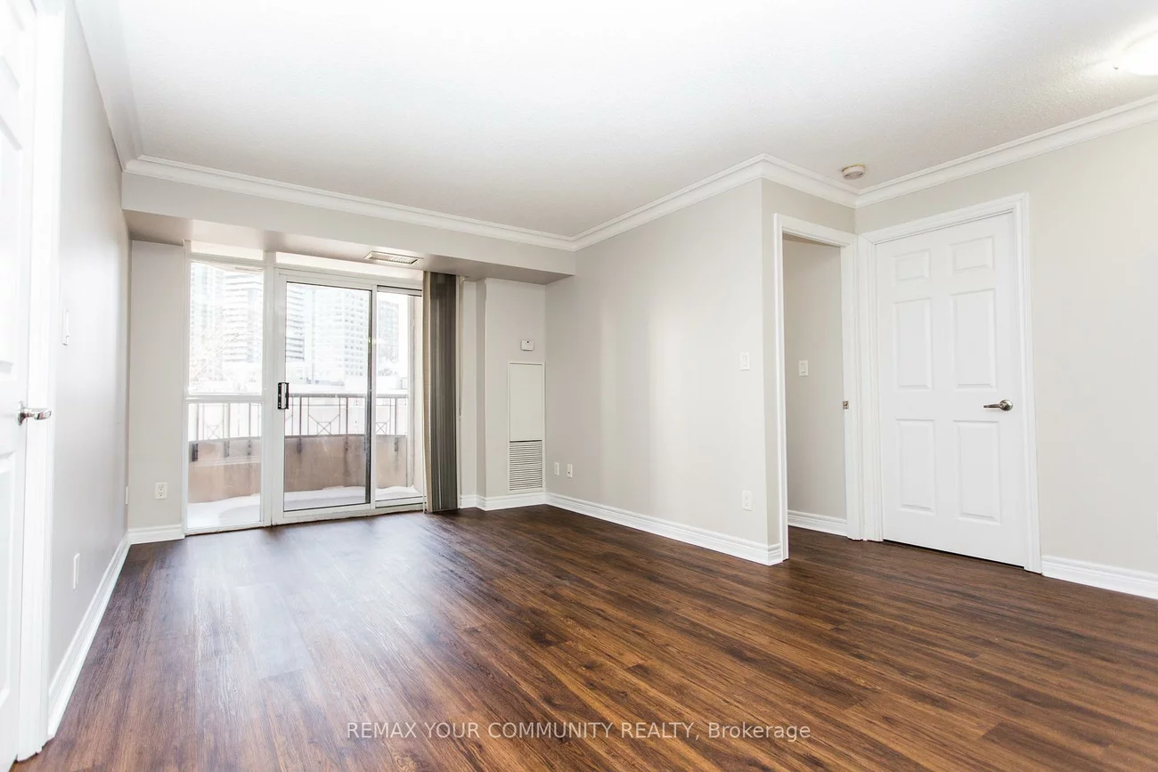 310, Burnhamthorpe, City Centre, Mississauga