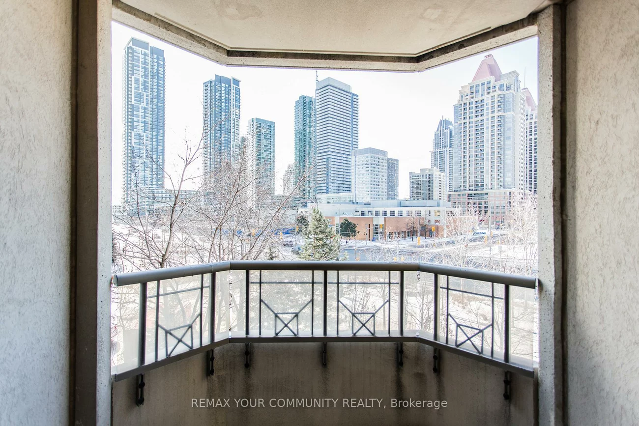 310, Burnhamthorpe, City Centre, Mississauga