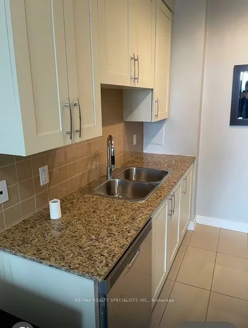 4070, Confederation, Creditview, Mississauga