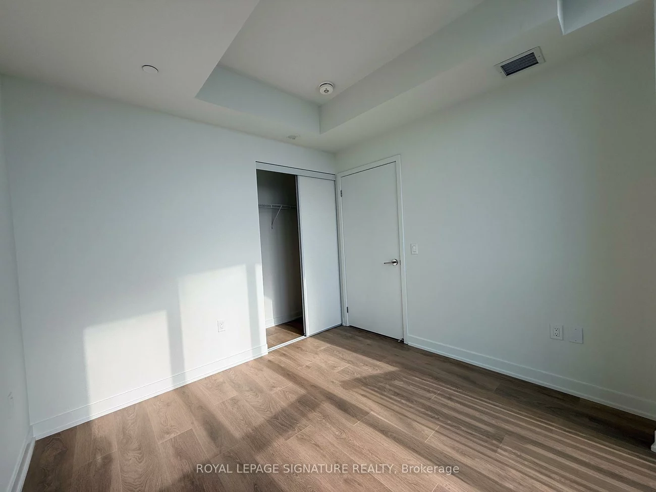 1, Fairview, Mississauga Valleys, Mississauga