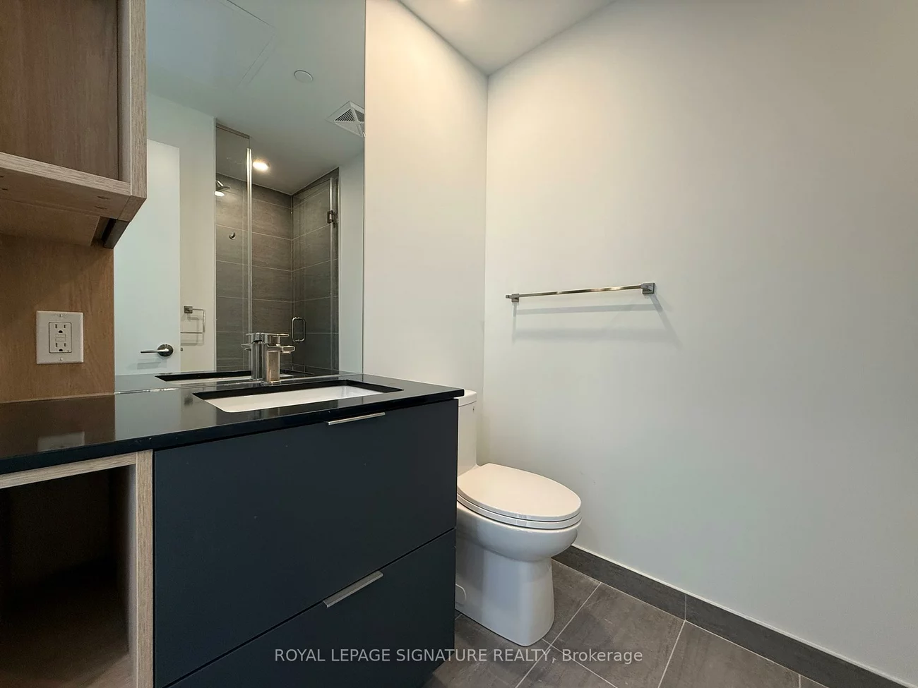 1, Fairview, Mississauga Valleys, Mississauga