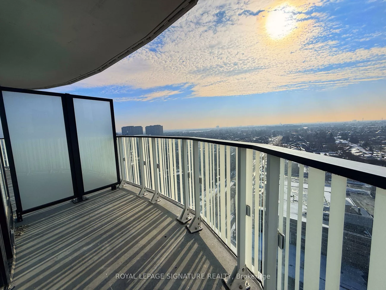 1, Fairview, Mississauga Valleys, Mississauga