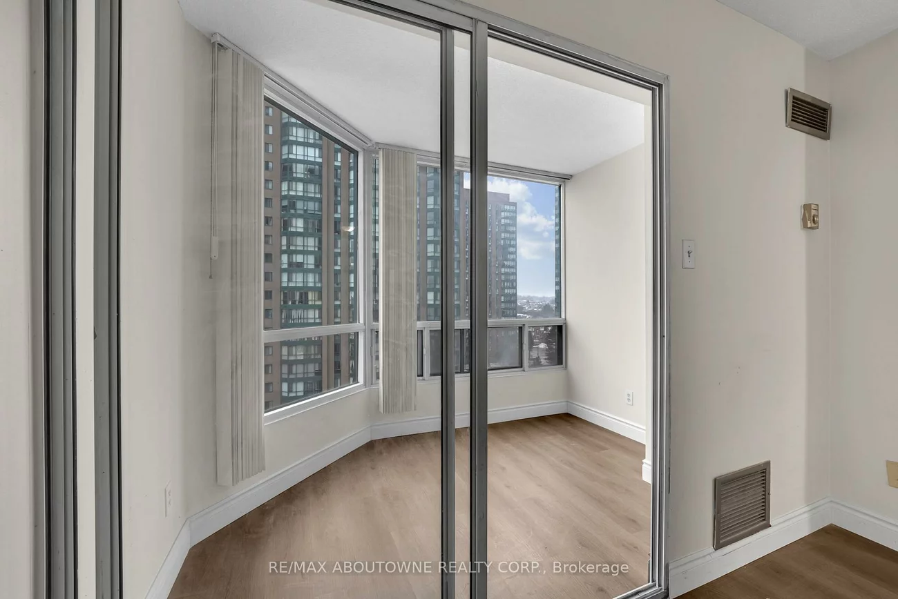 115, Hillcrest, Cooksville, Mississauga