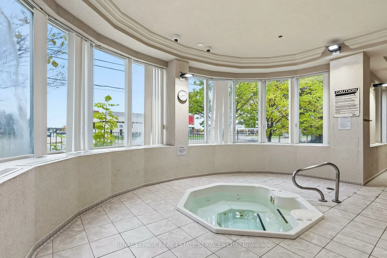 4850, Glen Erin, Central Erin Mills, Mississauga