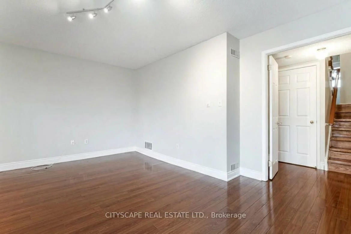 1480, Britannia, East Credit, Mississauga