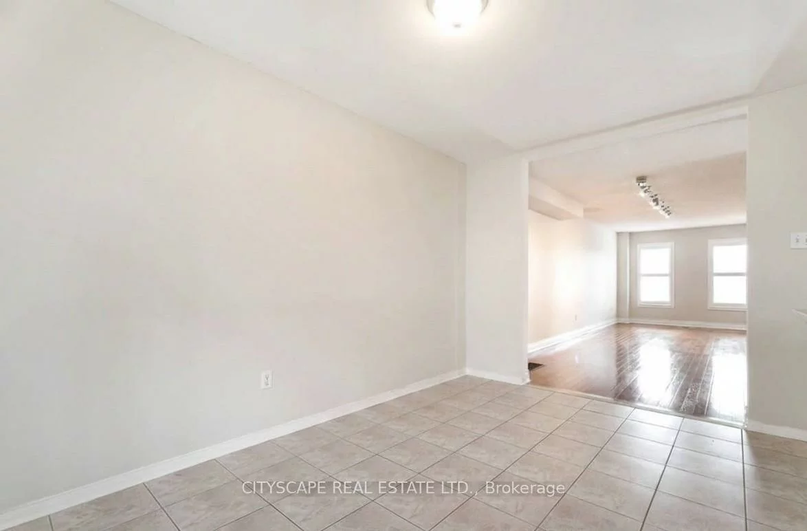 1480, Britannia, East Credit, Mississauga