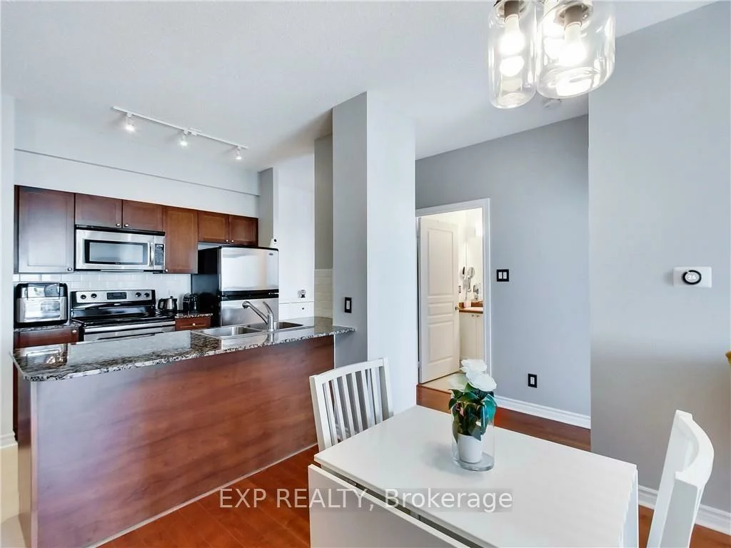 3525, Kariya, Fairview, Mississauga