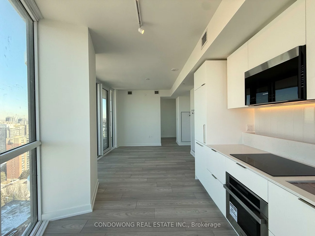 1, Fairview, Mississauga Valleys, Mississauga