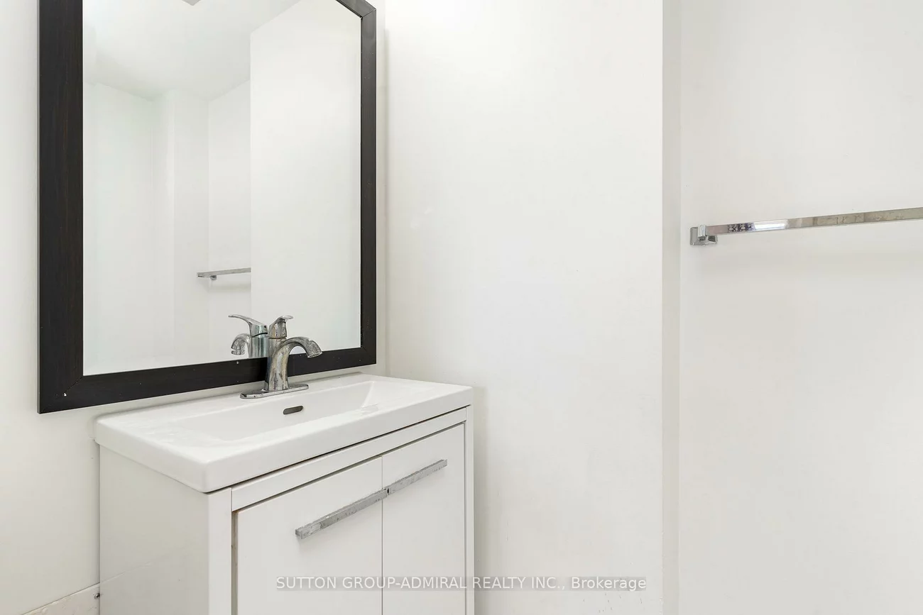 3590, Kaneff, Mississauga Valleys, Mississauga