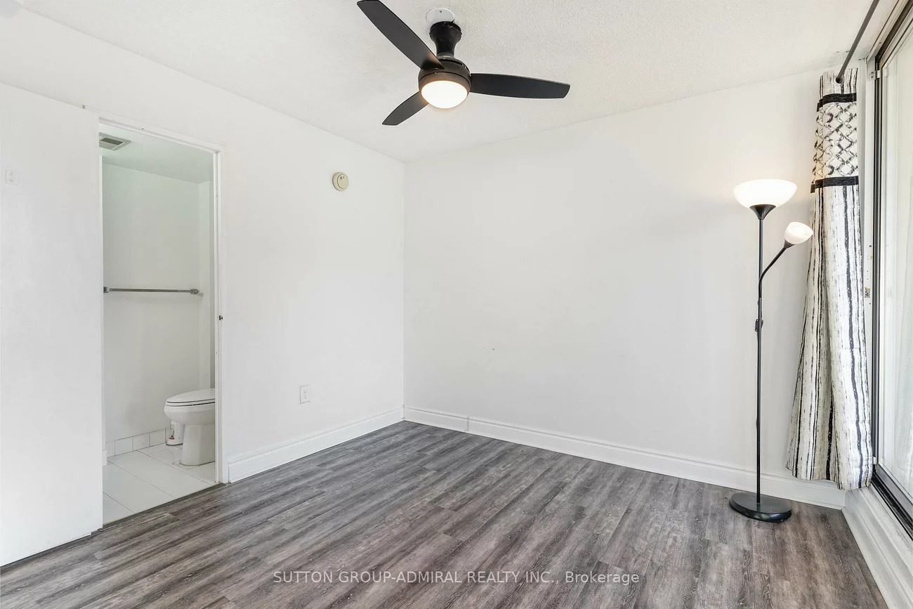 3590, Kaneff, Mississauga Valleys, Mississauga