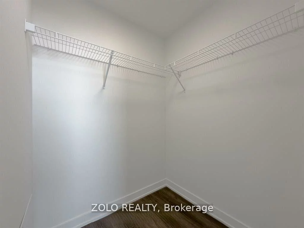 28, Ann, Port Credit, Mississauga