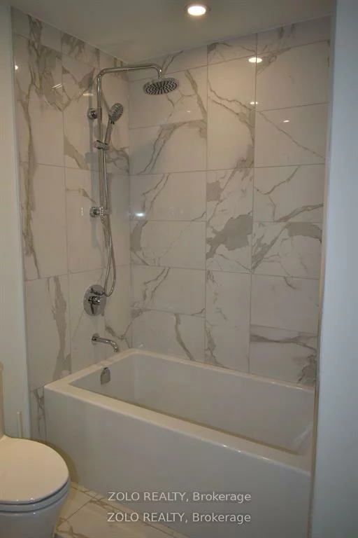 28, Ann, Port Credit, Mississauga