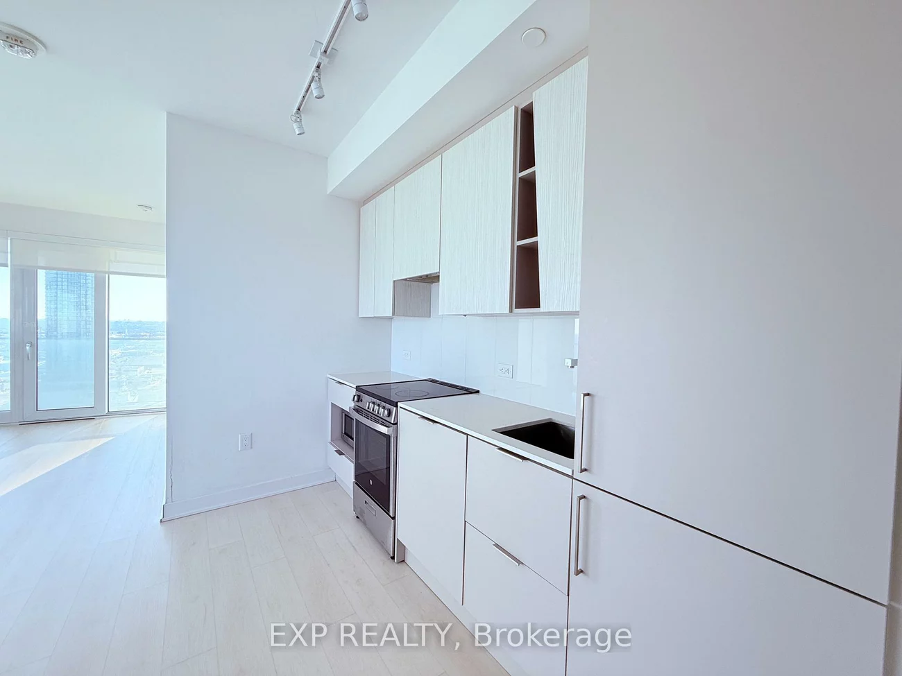 3900, Confederation, City Centre, Mississauga