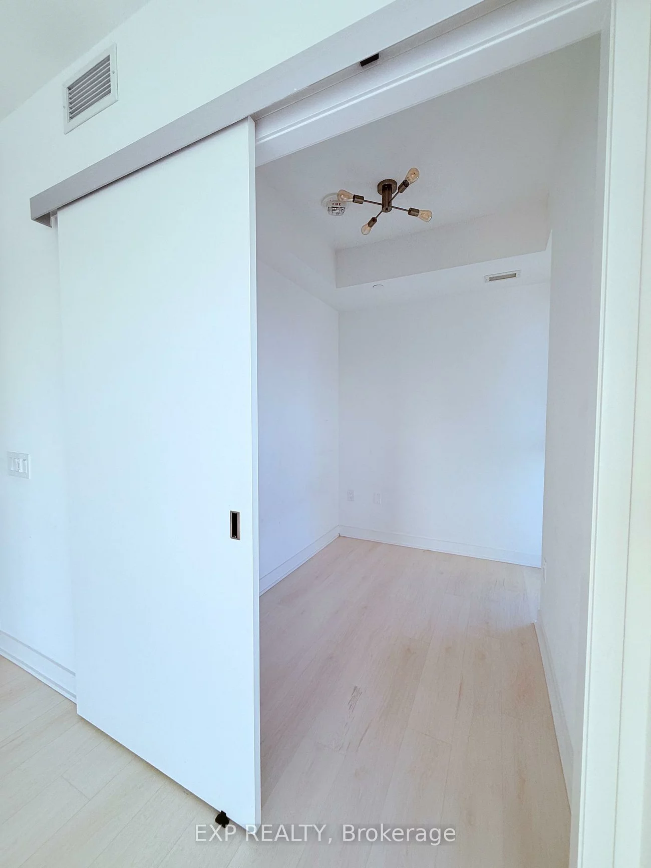 3900, Confederation, City Centre, Mississauga