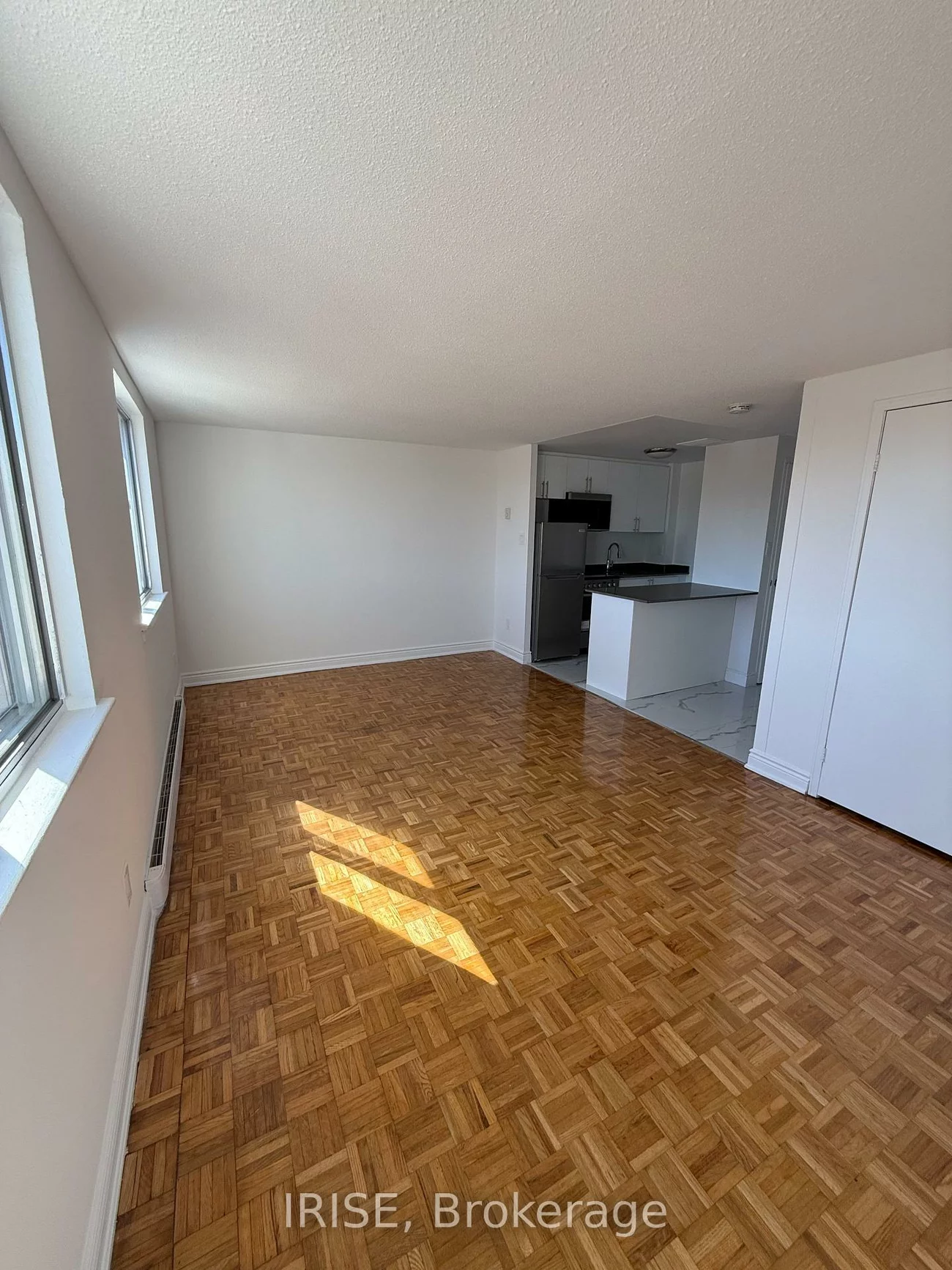 7555, Goreway, Malton, Mississauga