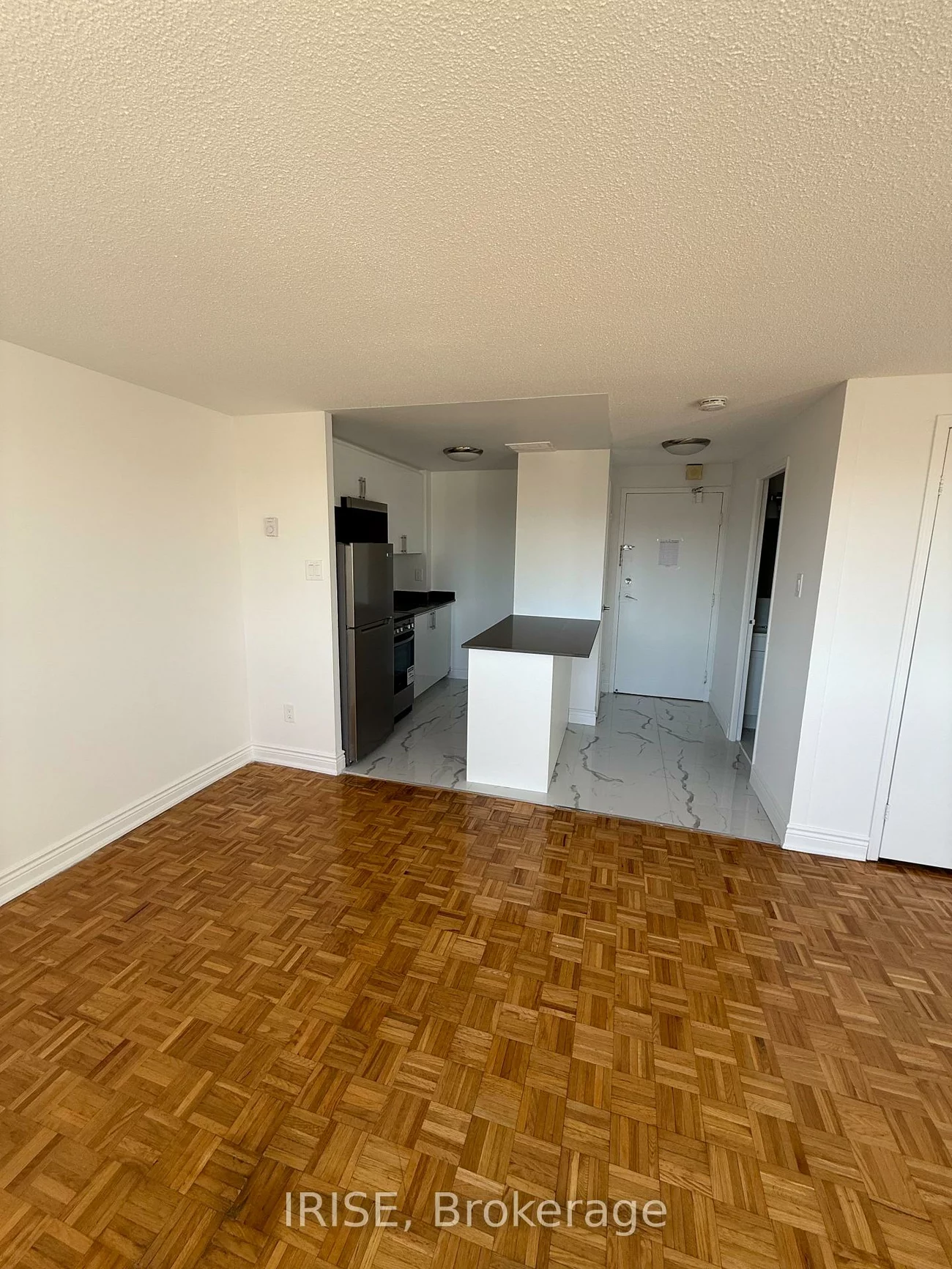 7555, Goreway, Malton, Mississauga