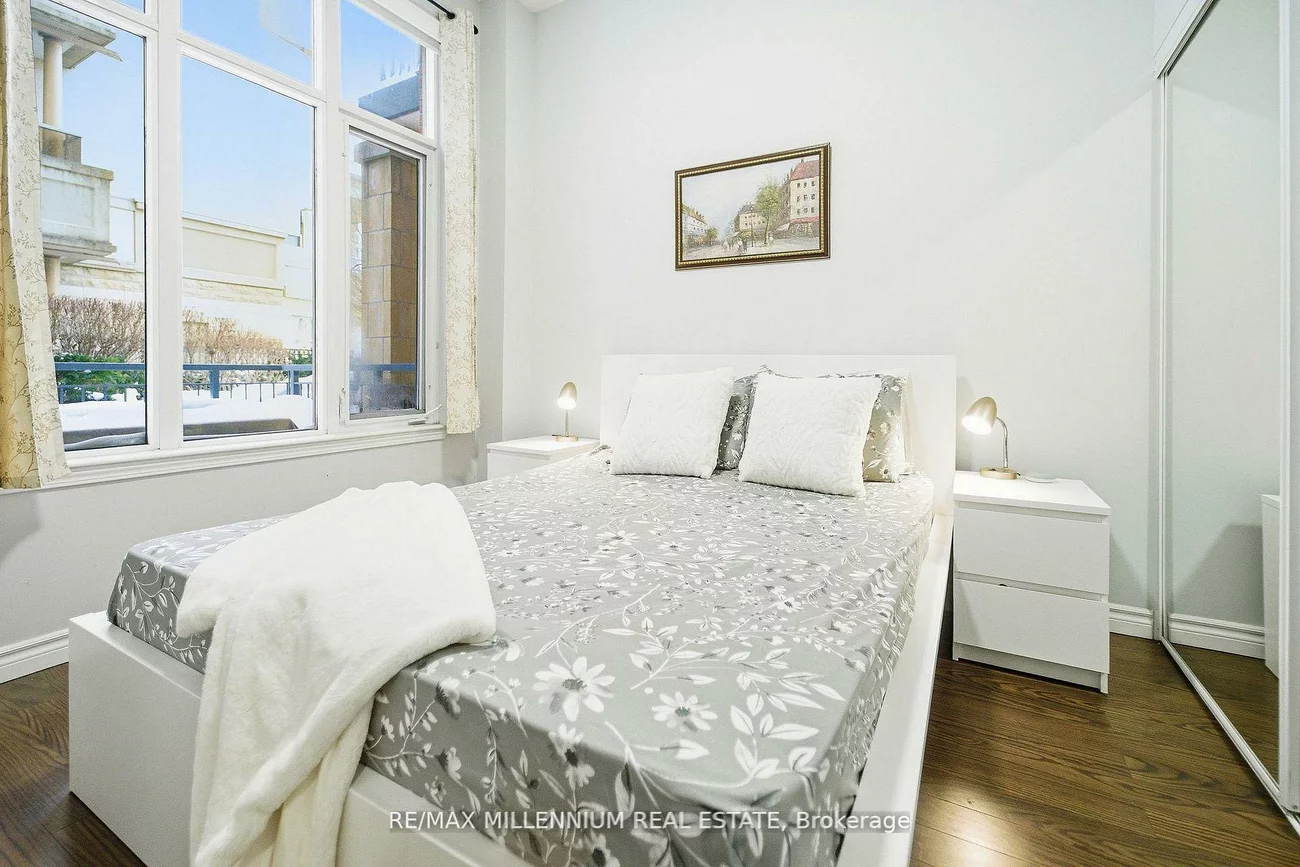 330, Royal Princess, City Centre, Mississauga