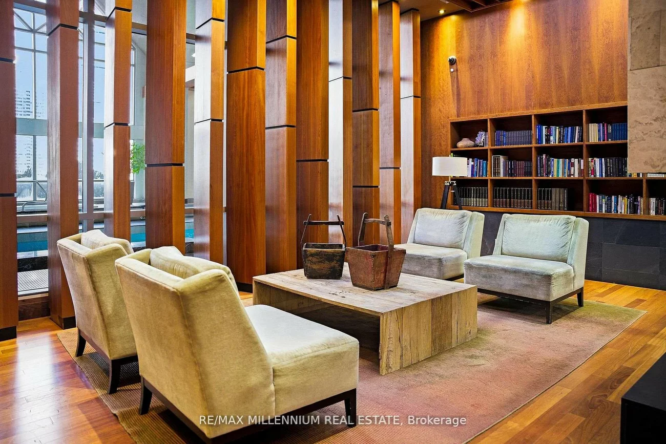 330, Royal Princess, City Centre, Mississauga