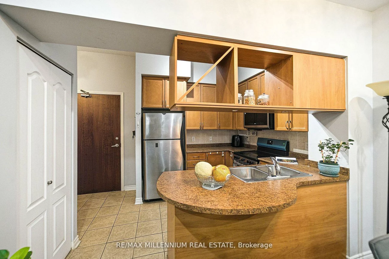 330, Royal Princess, City Centre, Mississauga