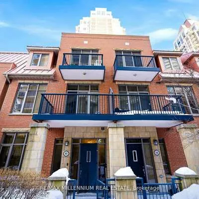 330, Royal Princess, City Centre, Mississauga