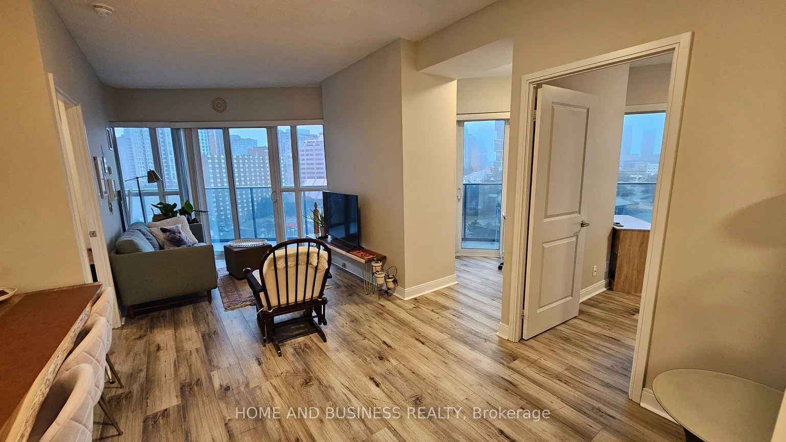 60, Absolute, City Centre, Mississauga