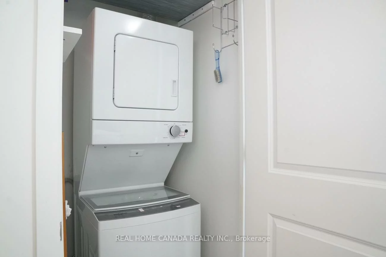 4655, Glen Erin, Central Erin Mills, Mississauga