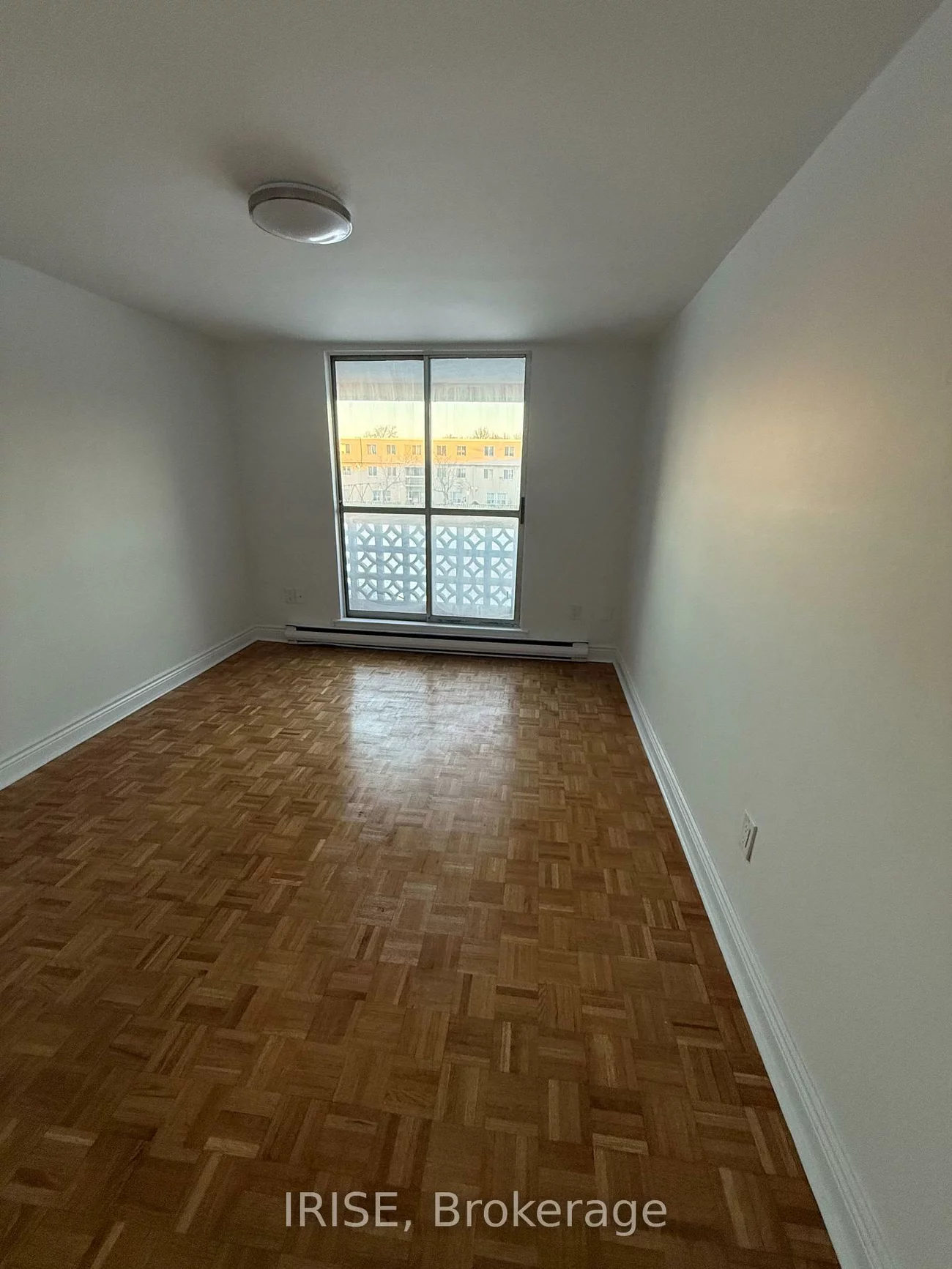 7555, Goreway, Malton, Mississauga