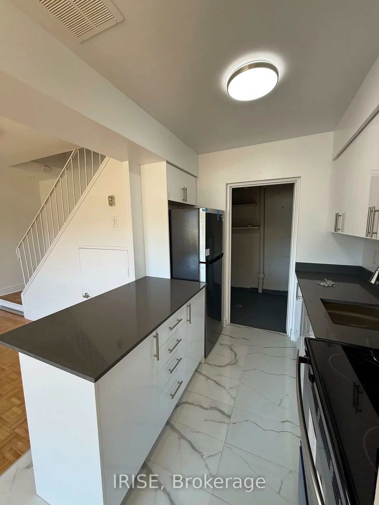 7555, Goreway, Malton, Mississauga