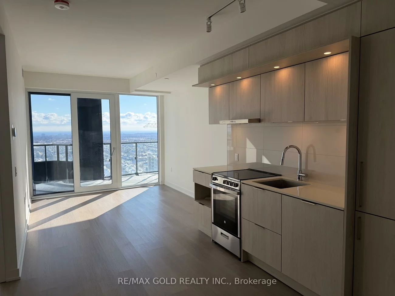 448, Burnhamthorpe, City Centre, Mississauga