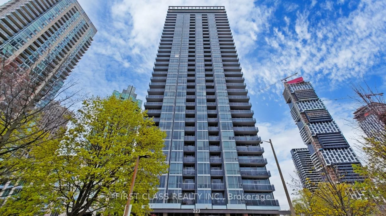 223, Webb, City Centre, Mississauga