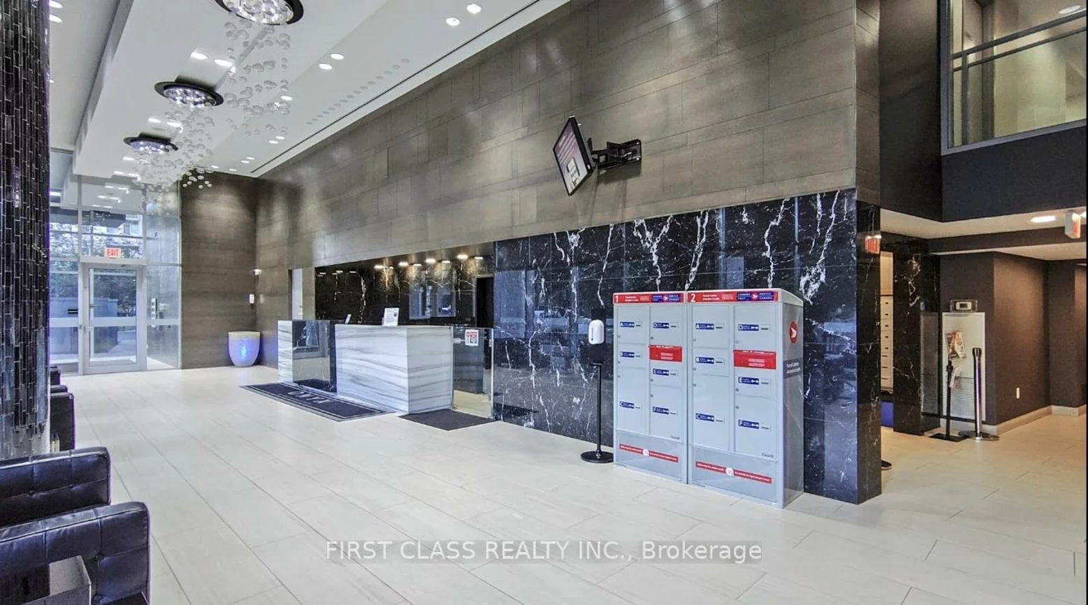 223, Webb, City Centre, Mississauga