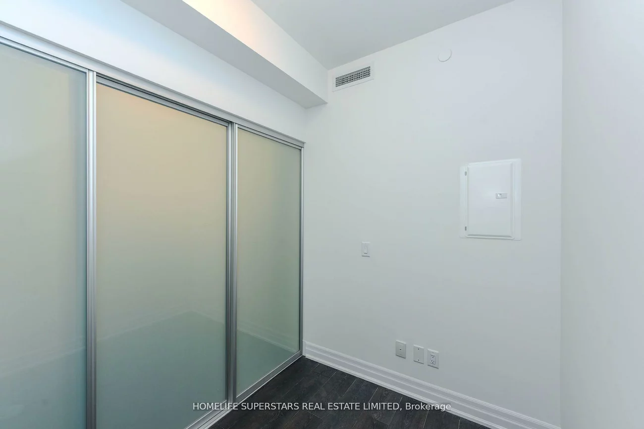 30, Elm, City Centre, Mississauga