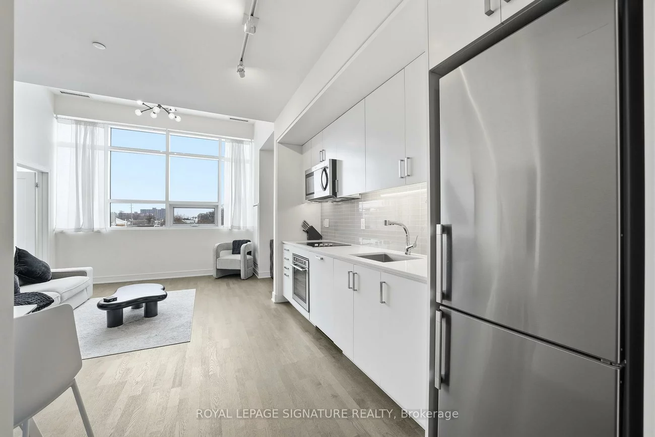 1575, Lakeshore, Clarkson, Mississauga