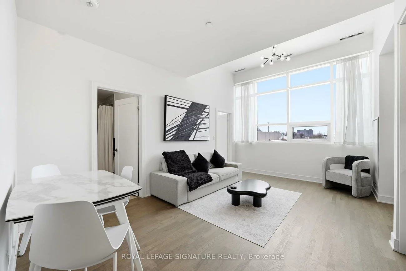 1575, Lakeshore, Clarkson, Mississauga