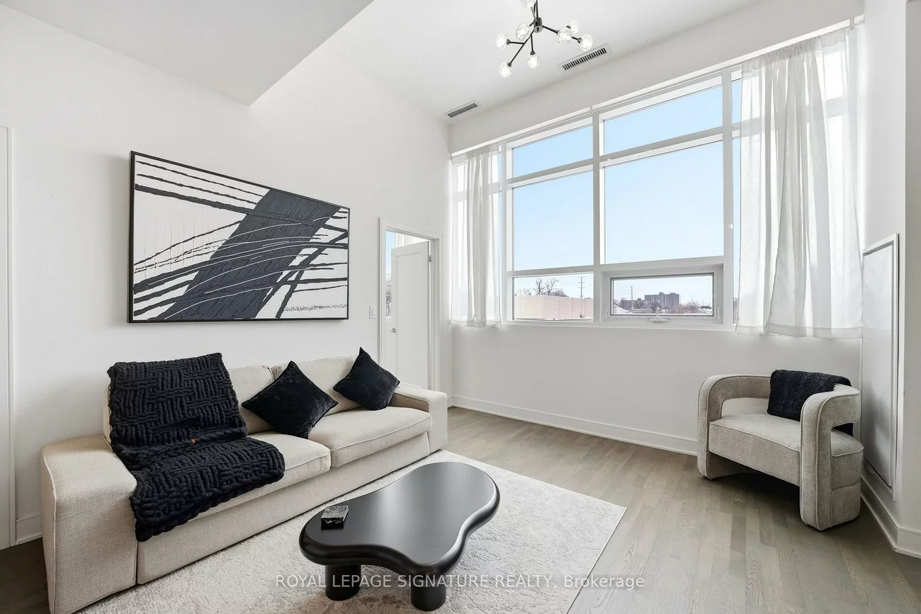 1575, Lakeshore, Clarkson, Mississauga