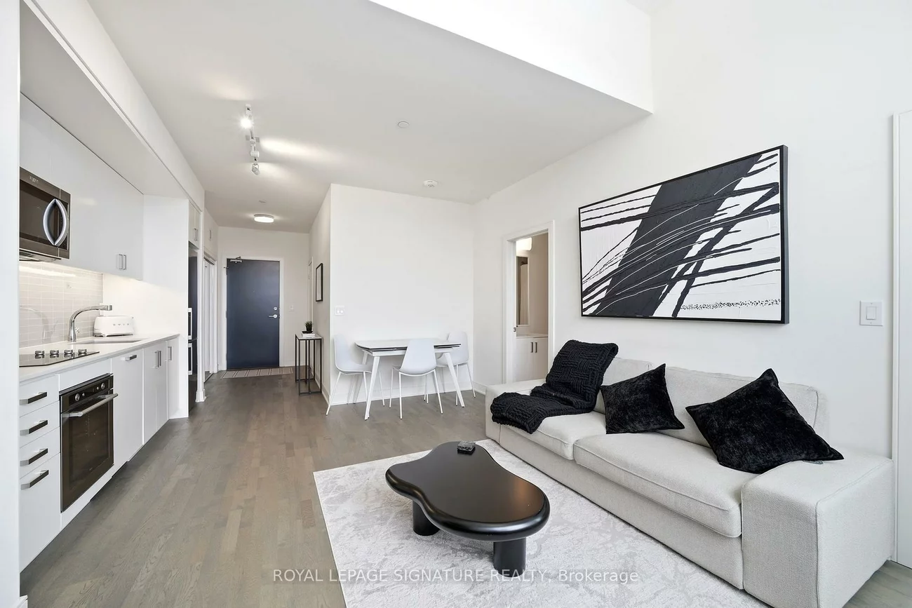 1575, Lakeshore, Clarkson, Mississauga