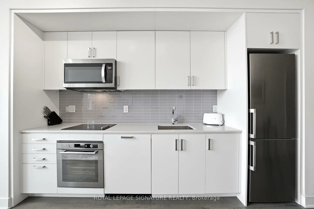 1575, Lakeshore, Clarkson, Mississauga