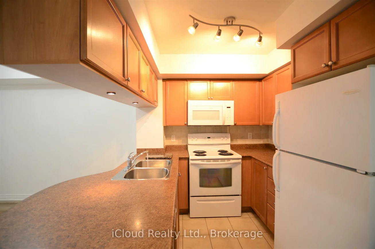 4090, Living Arts, City Centre, Mississauga