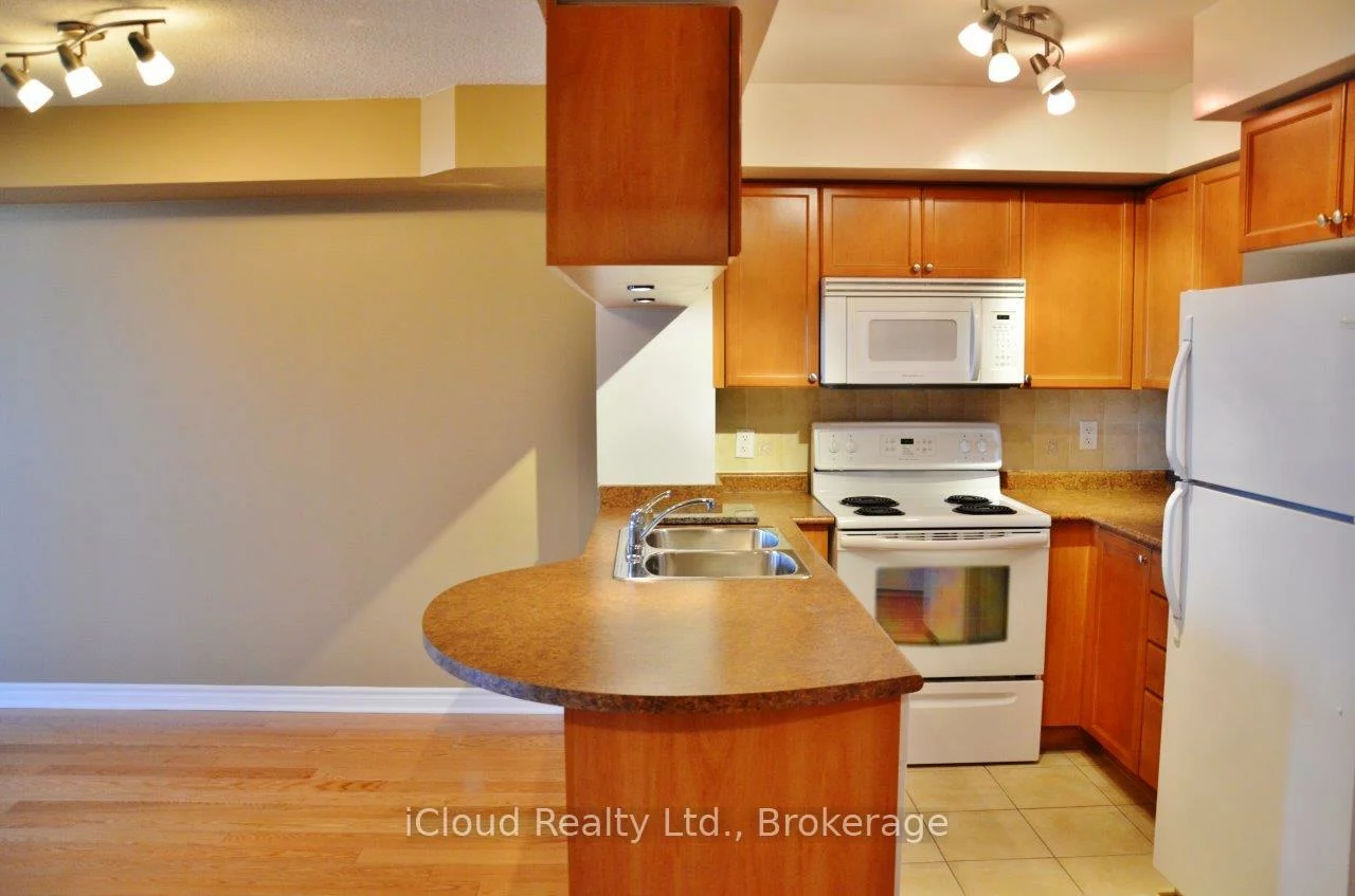 4090, Living Arts, City Centre, Mississauga