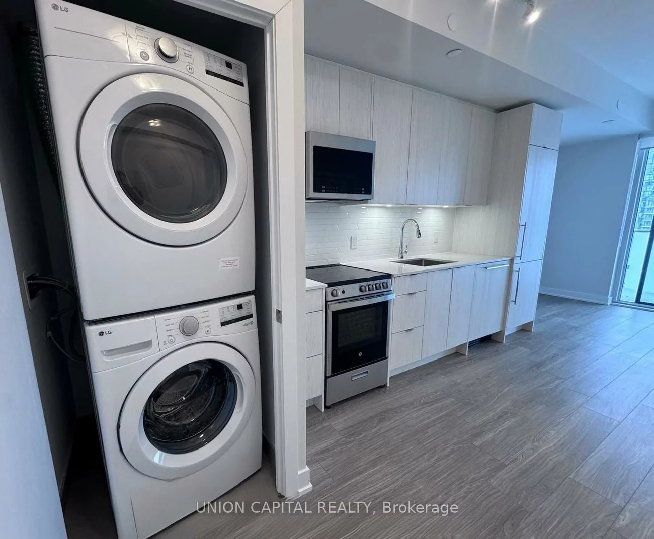 4130, Parkside Village, Creditview, Mississauga