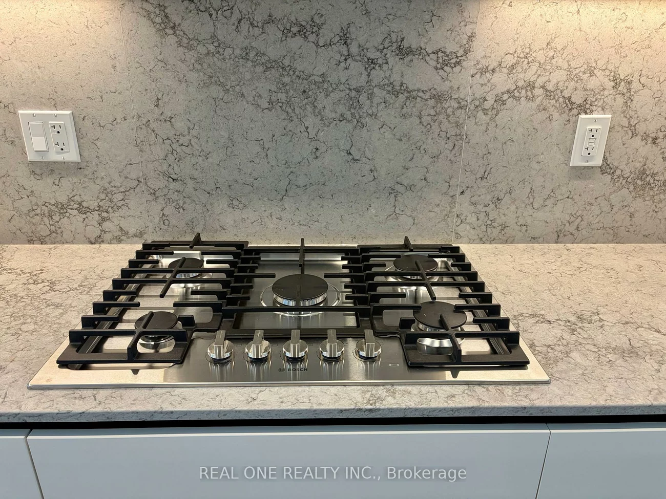 35, Lou Parsons, Port Credit, Mississauga