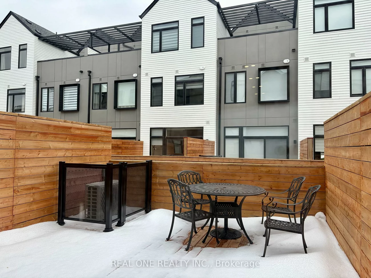 35, Lou Parsons, Port Credit, Mississauga