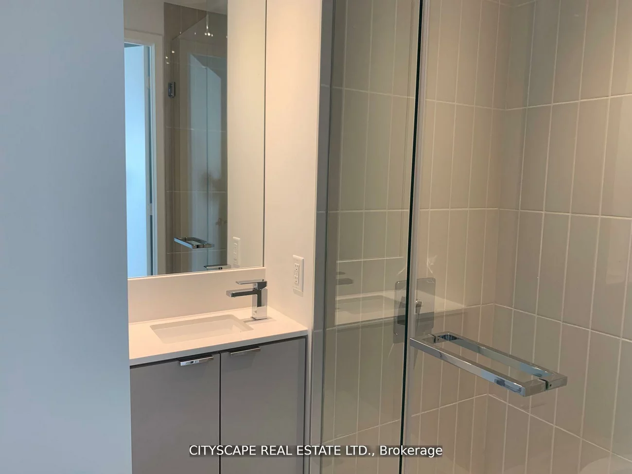 3883, Quartz, City Centre, Mississauga