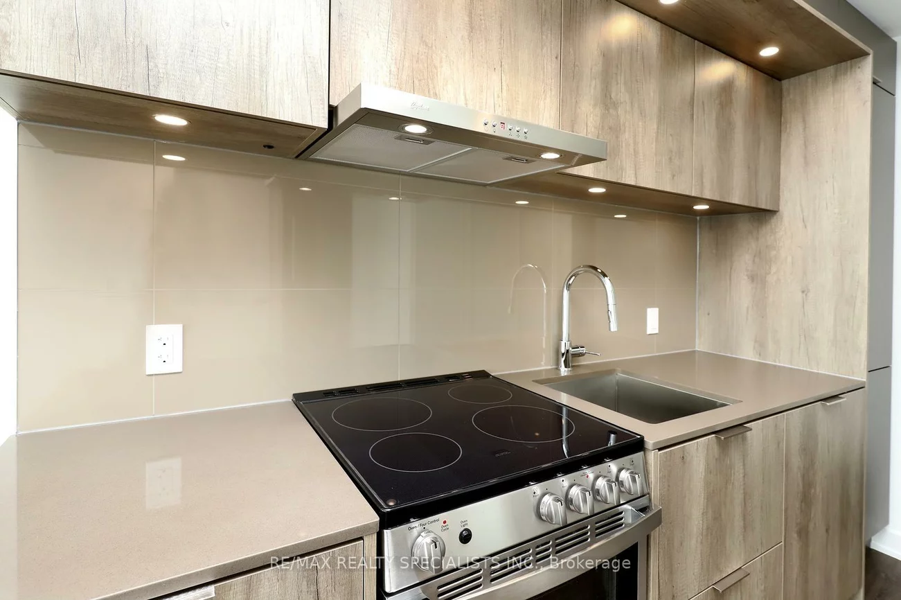 448, Burnhamthorpe, City Centre, Mississauga