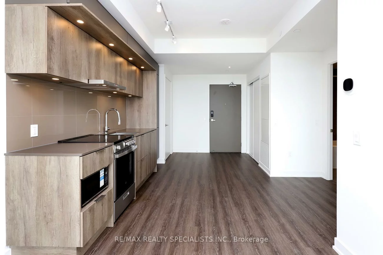 448, Burnhamthorpe, City Centre, Mississauga