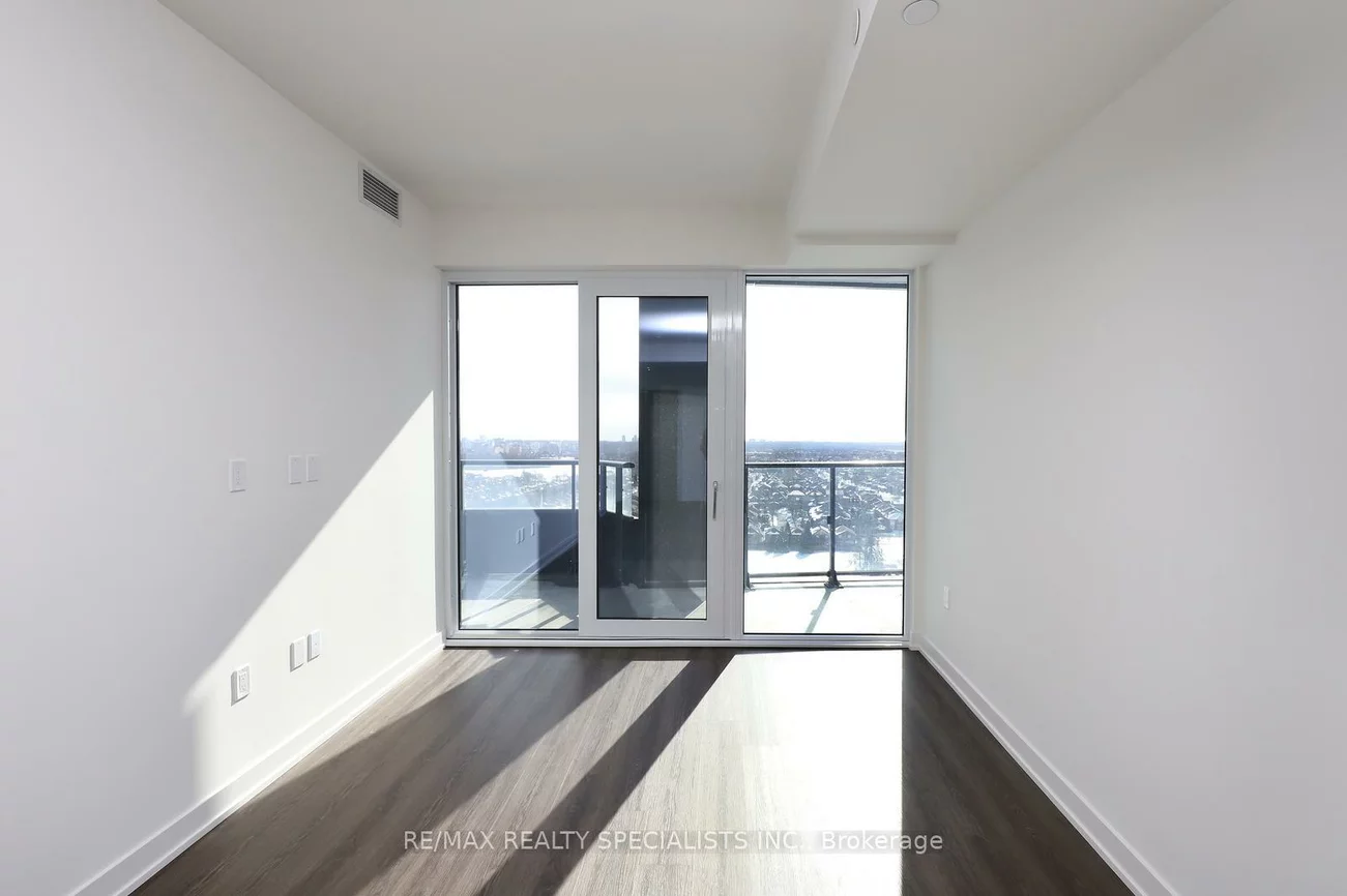 448, Burnhamthorpe, City Centre, Mississauga