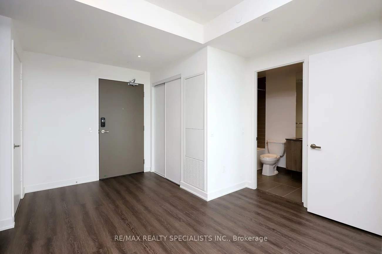 448, Burnhamthorpe, City Centre, Mississauga