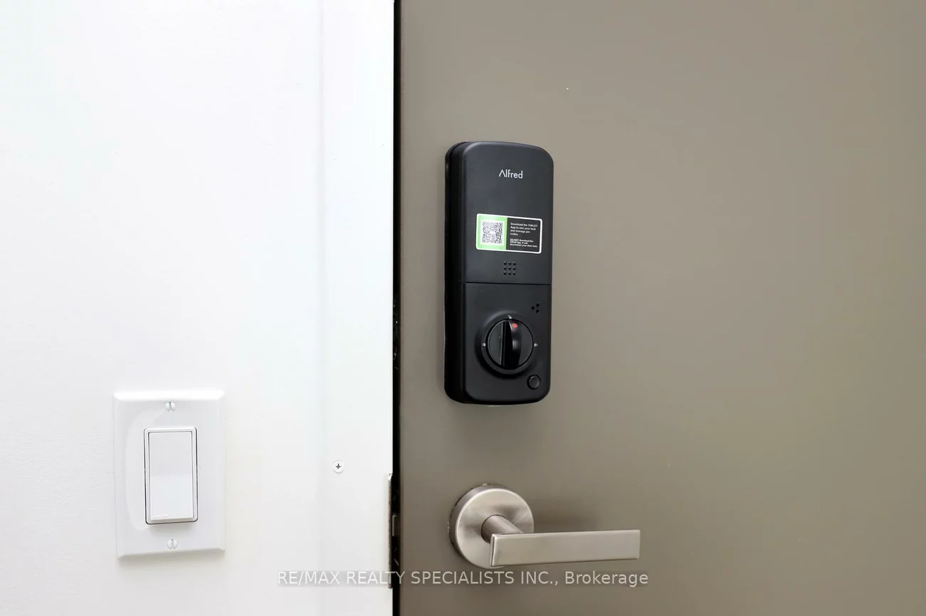 448, Burnhamthorpe, City Centre, Mississauga