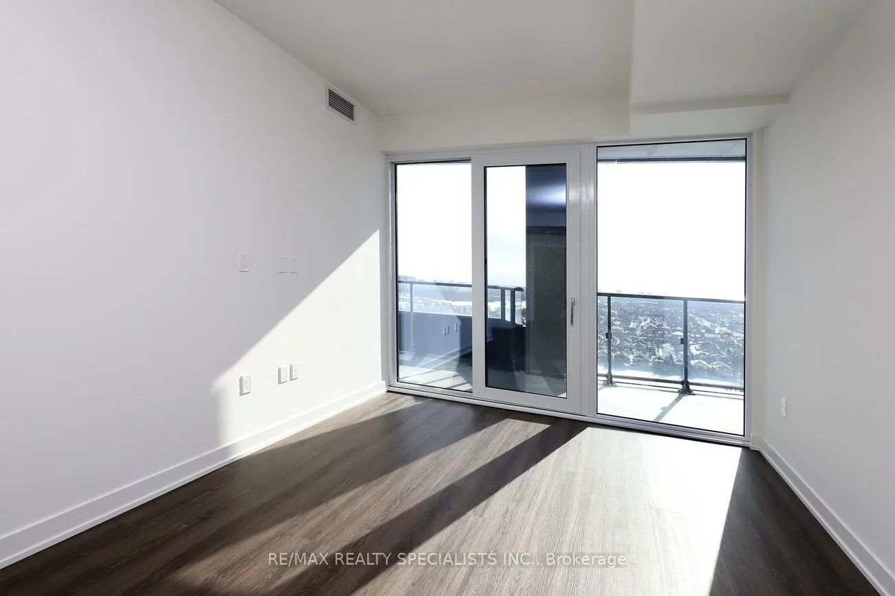 448, Burnhamthorpe, City Centre, Mississauga